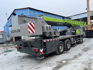 รถเครนเคลื่อนที่ Zoomlion ZTC250 มือสอง ขนาด 25 ตัน รุ่นปี 2023 ความสูงยก 60 เมตร เครื่องยนต์สภาพดี คุณภาพเยี่ยม ราคาถูก - Product Image 5