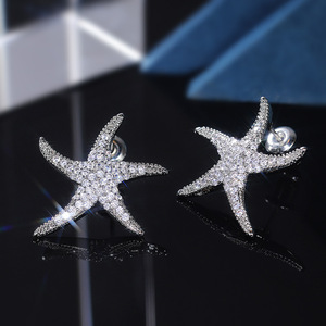 Orecchini a perno a forma di stella marina per donna, gioielli alla moda scintillanti all'ingrosso - Product Image 4
