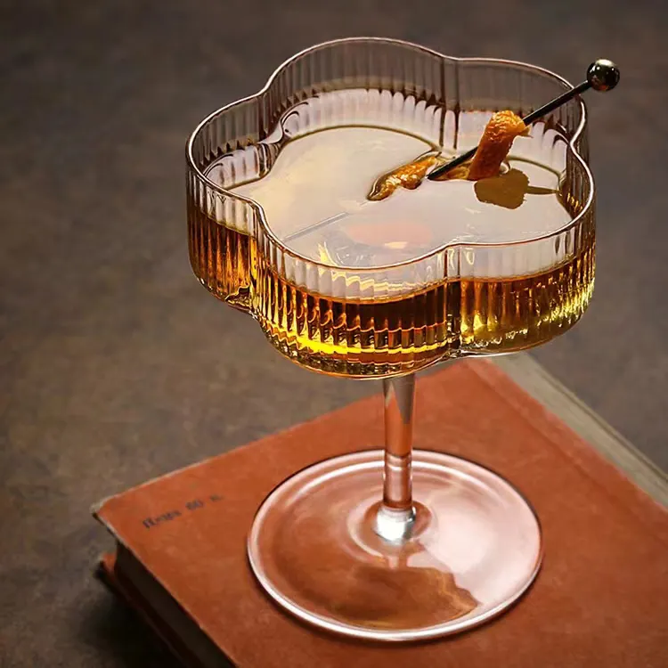 Diskon besar Cocktail gelas bergaris sampanye kacamata kreatif tangan ditiup kopi cangkir teh untuk pesta rumah