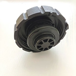 Cette usine produit en série des pièces adaptées au <span class=keywords><strong>bouchon</strong></span> <span class=keywords><strong>de</strong></span> <span class=keywords><strong>radiateur</strong></span> du réservoir <span class=keywords><strong>de</strong></span> liquide <span class=keywords><strong>de</strong></span> refroidissement <span class=keywords><strong>Mercedes</strong></span>, notamment la référence 0005018215. - Product Image 2