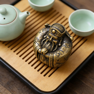 Scultura in legno naturale a forma di stella dorata con squame di drago di KI Tengqiao, raffigurante il Dio della Ricchezza, oggetto da collezione portatile, è un regalo per Att. - Product Image 2