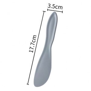 Mini spatules en plastique léger et durable, petite taille, résistantes aux basses températures, design Clean-Rest, pour cuisine domestique, grattoir alimentaire, glaçage de gâteaux - Product Image 6