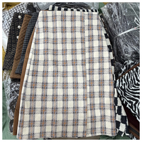 Vêtements en gros pour femmes, lots de liquidation en gros, jupes en tweed à taille haute et coupe trapèze à carreaux