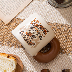 Big Handle Creative Retro Cartoon Teddy Bear 620Ml Breakfast Milk Cup Anime Cup Wholesale Cups Ceramics Mugs Porcelain Mugs - Product Image 4