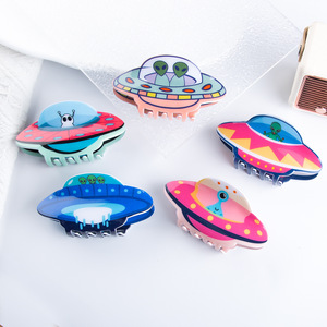 Nuovo Design Unico Divertente Cartone Animato Serie <span class=keywords><strong>Anime</strong></span> Plastica 9,5 cm Alieno Astronave UFO Forma Fantasia Fermaglio per Capelli per Ragazze Accessorio per Capelli - Product Image 3