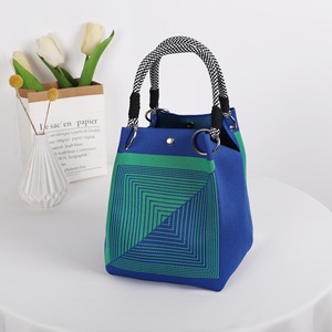 Sac à main de luxe tendance avec motif de dessin animé et mini-sac léger pour femme, pochette <span class=keywords><strong>d</strong></span>écontractée en crochet à <span class=keywords><strong>ouverture</strong></span> facile - Product Image 6