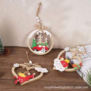 Adorno colgante de madera con forma de corazón, pintado a mano a todo color, decoración navideña para árbol, hogar y festividades. - Product Image 2