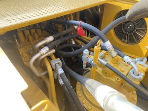 รถขุดไฮดรอลิกตีนตะขาบ Caterpillar CAT330 ปี 2024 มือสองจากญี่ปุ่น พร้อมเครื่องยนต์ 30 ตัน บุ้งกี๋ 1.4 เมตร ได้รับการรับรองมาตรฐาน CE ราคาถูก - Product Image 6