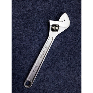 Llave Inglesa Ajustable de 12 mm con Mordaza Dentada Métrica, Operación Manual, Fabricada en Shandong - Product Image 1