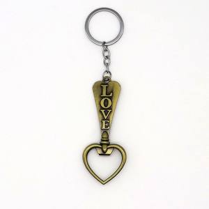 Porte-clés ouvre-bouteille en métal 3D personnalisé <span class=keywords><strong>Tour</strong></span> <span class=keywords><strong>Eiffel</strong></span> Séoul Dublin Osaka Hong Kong <span class=keywords><strong>Tour</strong></span> de Vienne Souvenir Porte-clés artisanat en métal - Product Image 5
