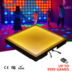 Piso interactivo LED de 30x30cm con superrejilla de píxeles para juegos de <span class=keywords><strong>escape</strong></span>, team building y sala de juegos de baile, tipo Lava Game, para activar el suelo. - Product Image 4