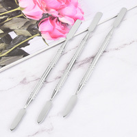 Bâtonnet et couteau multifonctionnels en acier inoxydable de 150 mm pour l'application de fond de teint et de maquillage des ongles