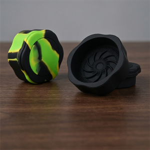 Wholesale Food Grade Manual Dry <b>Herb</b> <b>Grinder</b> Handheld Spice Grinding Tool Smoking Accessories - Product Image 2