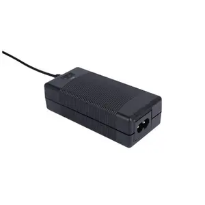 เครื่องชาร์จแบตเตอรี่ลิเธียม12V 12.6V 1A 2A อะแดปเตอร์ไฟ AC DC พร้อมใบรับรอง CE CB FCC ROSH