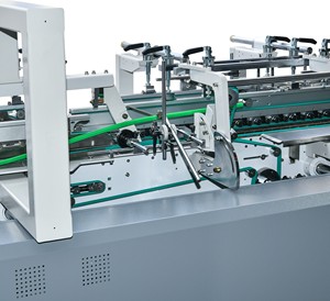 Système de pliage et de collage motorisé non temporisé JY850 pour boîtes ondulées rigides, machine de collage automatique haute vitesse pour plastique - Product Image 6