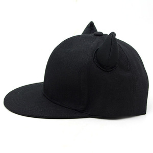 Bán buôn bông Quỷ sừng Snapback Mũ 6 Bảng điều chỉnh hóa đơn phẳng khối lượng tùy chỉnh trong màu đen cho nam giới và phụ nữ vải không thấm nước - Product Image 5