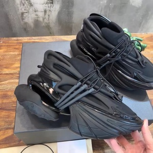 Chaussures de basket-ball pour hommes de haute qualité, design tendance, en mesh, à lacets, motif floral intemporel, légères et respirantes - Product Image 2