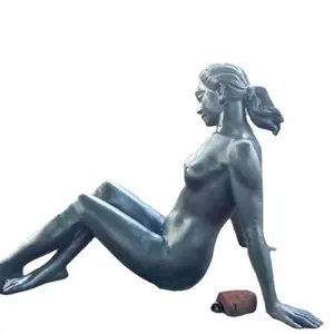 Yüksek kaliteli halk zarif pirinç bronz bayan kadın kadın heykel çıplak oturma sanat heykeli