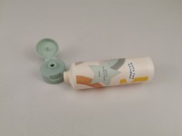 Offre Spéciale certificat BSCI doux au toucher 30 120 240 ml 4 8 16 oz tube supérieur rabattable mat tube d'emballage cosmétique vide pour shampooing