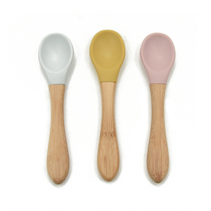 Fabricant Vente en gros Ensemble de vaisselle de salle à manger pour enfants Cuillère en silicone avec manche en bois <span class=keywords><strong>Couverts</strong></span> Fourchette pour l'entraînement des bébés - Product Image 3