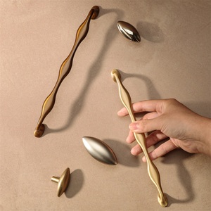 Maxery Hiện Đại Thời Trang Rắn Brass Lượn Sóng Xử Lý Tủ Ngăn Kéo Kéo Sang Trọng Đồ Nội Thất Nặng Phần Cứng Cho Phòng Ngủ Nhà Bếp Phòng Ngủ - Product Image 6