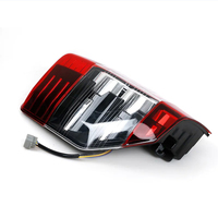 Pour Mitsubishi Triton L200 2018-2024 nouvelle paire de feux arrière à LED avec lentille rouge et couleurs de lumière ambre/jaune