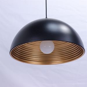 Joyinled 15英寸黑金金属吊灯，大胆纹理哑光黑色圆顶手工贴金箔吊灯 - Product Image 4