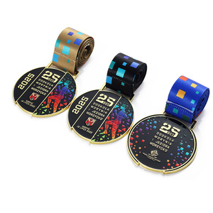 パーソナライズされたメダル2025ラウンドカラフルエナメルランニングメダルスポーツ金属亜鉛合金ゴールドランニングランマラソンレースメダル - Product Image 2