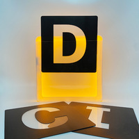 Panneau d'affichage de messages VIP de boîte de nuit avec logo personnalisé Panneau de lettres en acrylique lumineux Présentateur de bouteilles LED pour la publicité