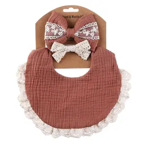 Serviette de salive bébé fille avec corde de tête ensemble deux pièces dentelle coton couleur unie double face bavoir imperméable