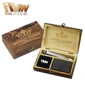 piedras con 1 bolsa de terciopelo <span class=keywords><strong>y</strong></span> 1 Tong en caja de madera como un regalo para los hombres whisky amantes - Product Image 1
