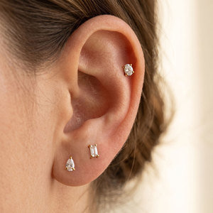 Ensemble de boucles d'oreilles clous en acier inoxydable en forme de goutte, manchette d'oreille haut de gamme en acier titane pour piercings cicatrisants - Product Image 6