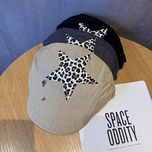 Boina Retro de verano para mujer, Boina de pico de pato con estampado de leopardo, parche de estrella, gorra delantera, sombrero de hiedra ajustable, sombrero de <span class=keywords><strong>Taxi</strong></span> a la moda - Product Image 2