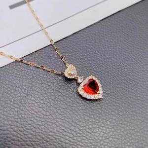 Collar de Esmeralda en Forma de Corazón con Microincrustaciones de Circonio, Cadena de Oro, Joyería de Moda para Mujer, Uso Diario - Product Image 4
