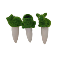 Pot de fleurs en forme de mouton écologique, fait main, design classique, en terre cuite, couleur vert mousse, en céramique.