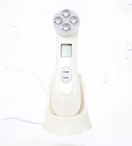 Appareil de levage et de massage de bande circulaire de vibration de <span class=keywords><strong>micro</strong></span>-<span class=keywords><strong>courant</strong></span> facial de beauté pour femmes - Product Image 1