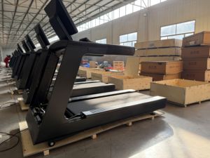 <span class=keywords><strong>Tapis</strong></span> roulant commercial <span class=keywords><strong>20</strong></span> <span class=keywords><strong>km</strong></span>/<span class=keywords><strong>h</strong></span>, équipement sportif élégant, fonctionnement silencieux - Product Image 4