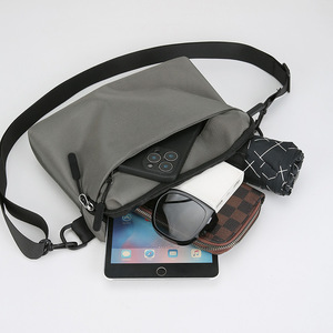 Men's Crossbody Bag Nylon 7 Inch Solid Color Casual Shoulder Bag For Everyday Use - Product Image 2