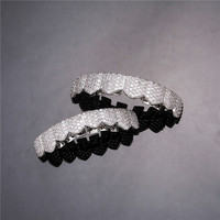 Grillz Hip Hop Dentaire Glacé Micro Pavé Zircon Cubique Ensemble Haut & Bas Charme Grillz pour Hommes Femmes avec Boîte à Bijoux