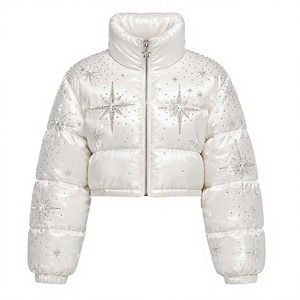 Vestes matelassées pour femmes TELLUS APPAREL de haute qualité à bas prix, avec strass, coupe régulière, coupe-vent, imperméables, design unique, contraste de couleurs - Product Image 1