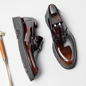 Chaussures en cuir décontractées pour hommes, sur mesure, nouvellement lancées, avec semelles en caoutchouc épais imperméables - Product Image 5