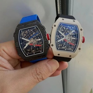 Montre mécanique automatique squelette de luxe ultra-fine, en fibre de carbone noire et blanche, tonneau léger, montre de sport pour homme - Product Image 1