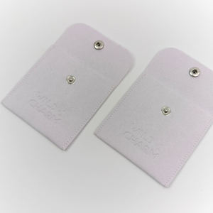 Sac à cordon en tissu microfibre recyclable en faux daim avec logo personnalisé, sac de rangement carré de haute qualité pour emballages cadeaux et bijoux - Product Image 3
