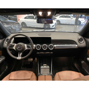 Nouveau SUV compact <span class=keywords><strong>Mercedes</strong></span>-Benz <span class=keywords><strong>GLB</strong></span> 220 à cinq places haute performance, le plus vendu - Product Image 5
