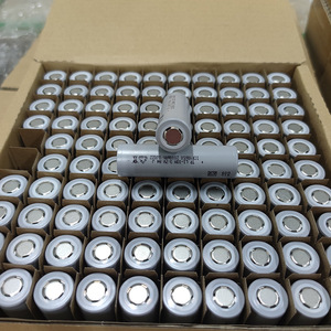 Batterie Li-ion LISHEN ICR18650 2000mAh 3.7V pour outils électriques, cellule cylindrique à décharge rapide 10C - Product Image 3