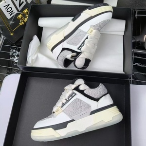 Zapatos Deportivos Clásicos de Diseñador para Hombre, de Malla de Alta Calidad con Cordones, Modernos, Ligeros y con Amortiguación, Zapatos Casuales - Product Image 1
