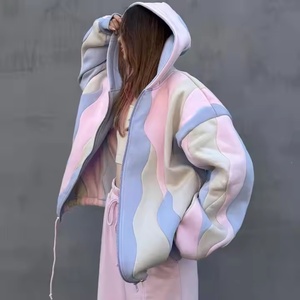Nouvel Arrivage OOTD Ensemble Sweat à Capuche et Jogger Personnalisable avec Logo OEM, Sweat à Capuche Court à Épaules Tombantes et Bande Réfléchissante de Haute Qualité - Product Image 2