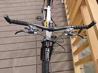 Vélo de montagne 26 pouces 21 vitesses, design simple, confortable, abordable, vente en gros, pour la ville, en stock