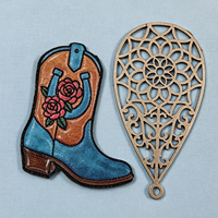 Patch en tissu non tissé personnalisé de 3 pouces, broderie de botte de cowboy, thermocollant ou à coudre, motif en relief, applique décorative de voyage