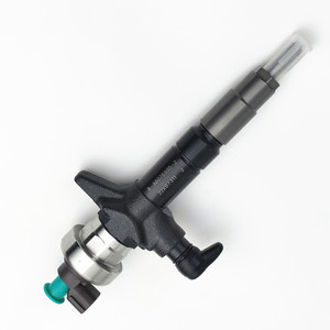 Injecteur de carburant moteur 295050-1540 Injecteur diesel 8-98246751-0 pour moteur diesel - Product Image 1